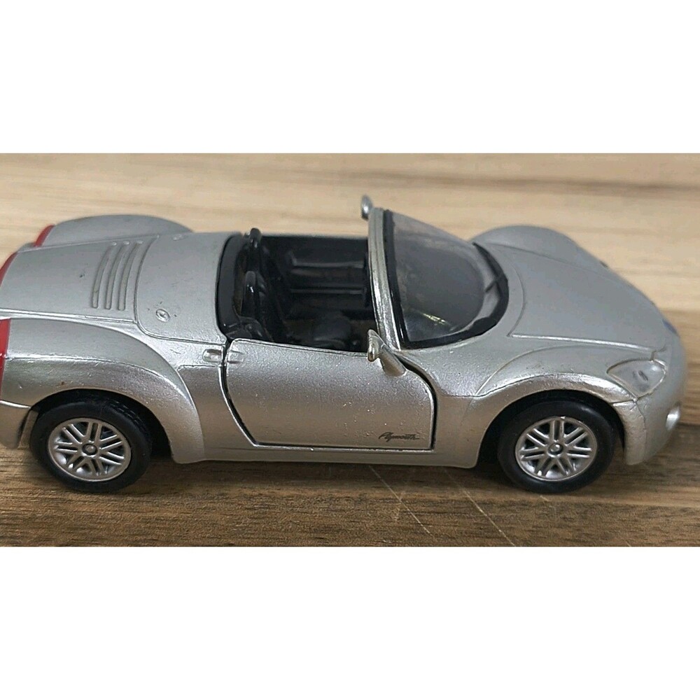 Maisto Plymouth Pronto Spyder 1:35 Scale